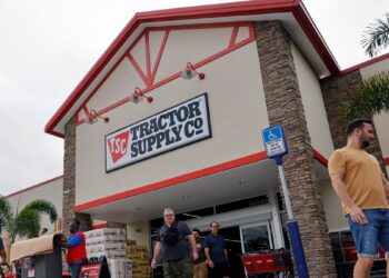 88-year-old retailer closing 75 stores, slows expansion