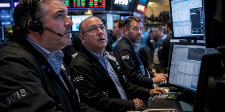Dow falls 380 pts as Iran conflict lifts oil prices and rate hike concerns