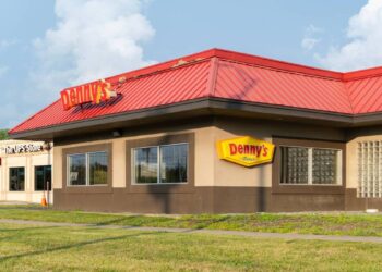 Diner franchisee closes locations ahead of Chapter 7 bankruptcy