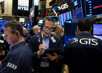 Dow closes 270 pts lower as strong jobs report lifts September Fed rate-hike bets